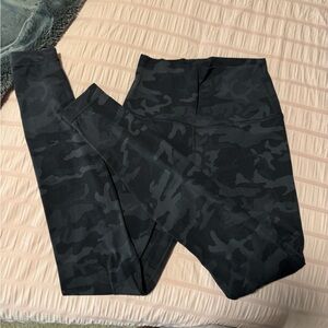 Lululemon Black Camouflage Leggings